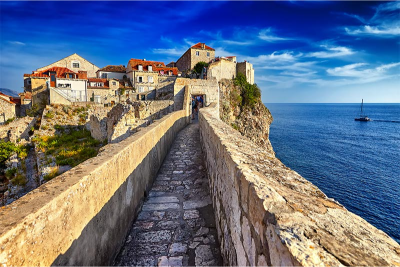 dubrovnik-walls-sea